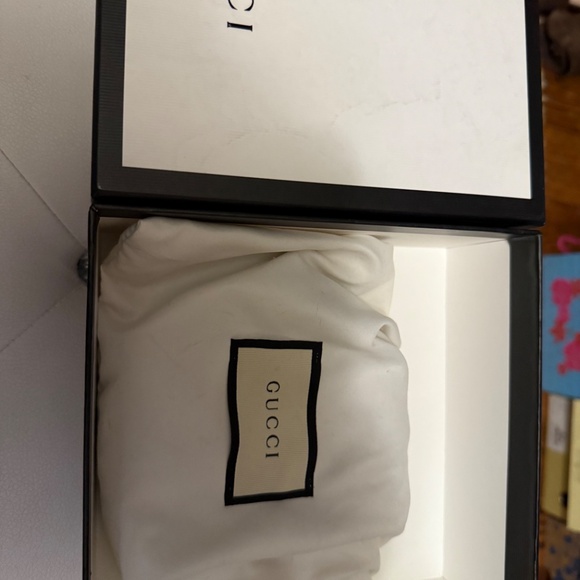 Gucci Belt (w/original receipt) - Picture 3 of 4